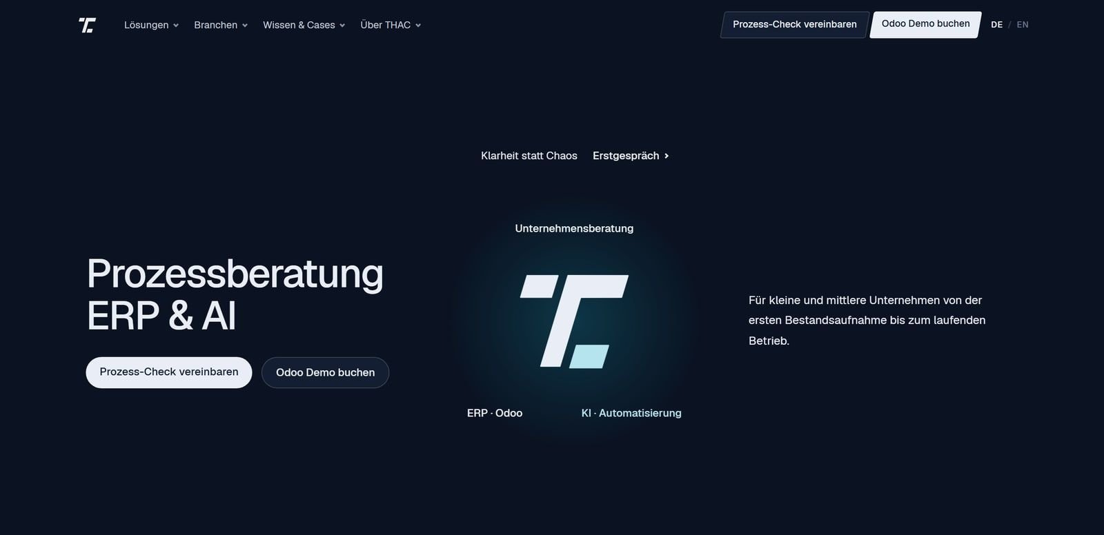 Startseite von thac.at in der dunklen Ansicht: Prozessberatung, ERP und AI für kleine und mittlere Unternehmen